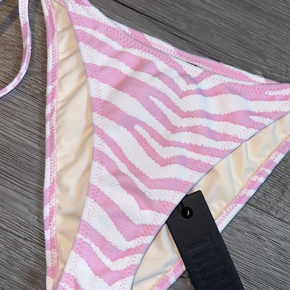 Zebra punch pink zebra string bottom - Picture 3 of 9